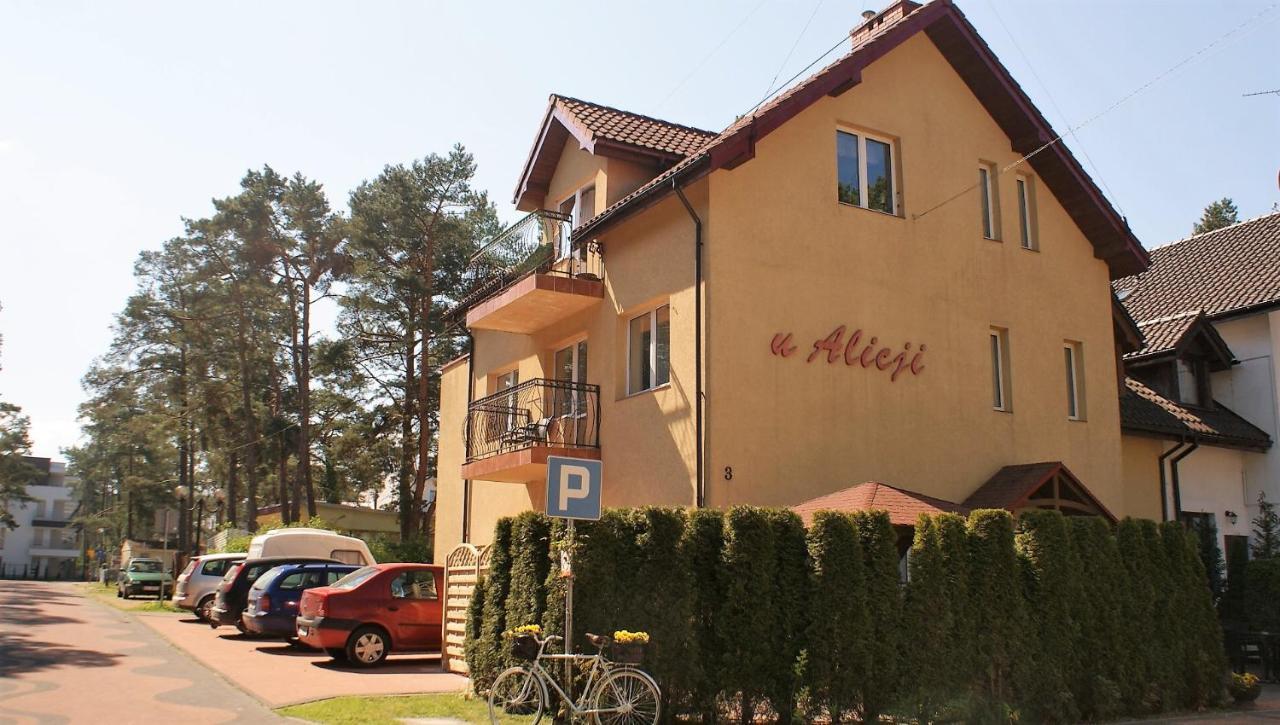 Dom Goscinny U Alicji Pogorzelica  Exteriör bild