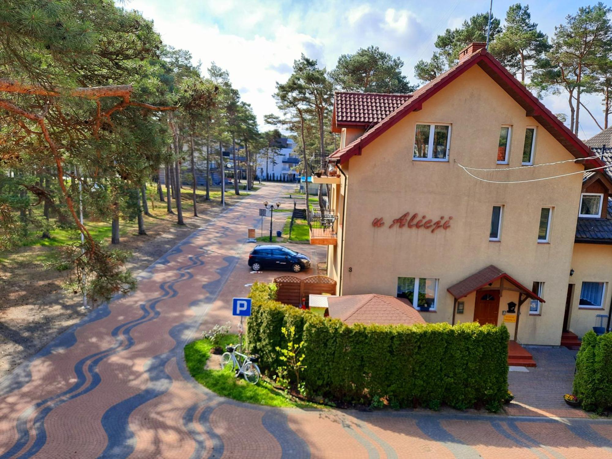 Dom Goscinny U Alicji Pogorzelica  Exteriör bild